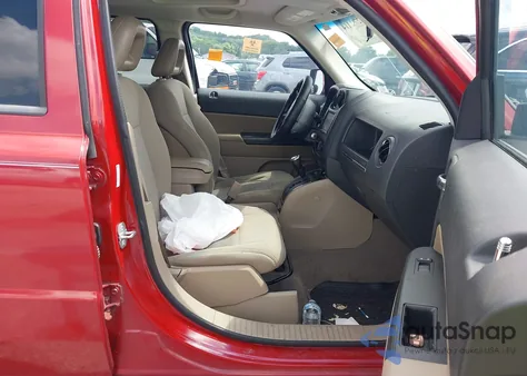 2009 Jeep Patriot Sport from USA, damaged, VIN 1J4FT28A99D240366